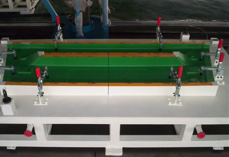 前中保险杠检具